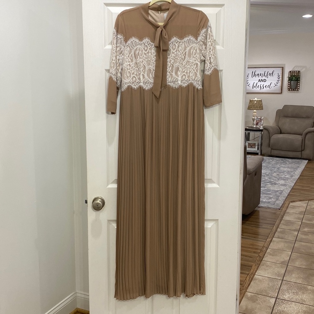 Dainty Jewells dress.